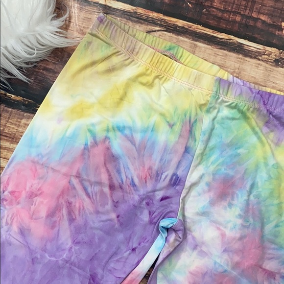 << Tye Dye Biker Shorts >> - Picture 3 of 7
